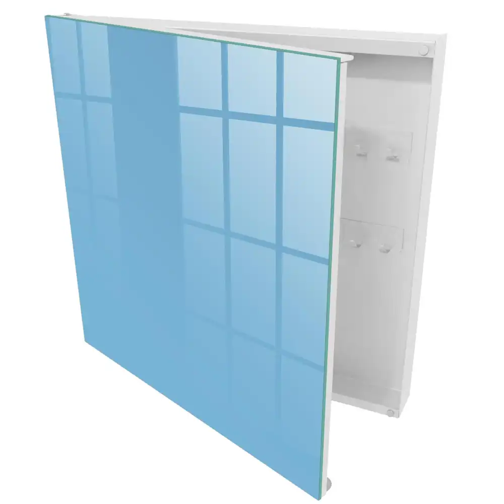 Armoire à clés fond bleu uni calme élégance