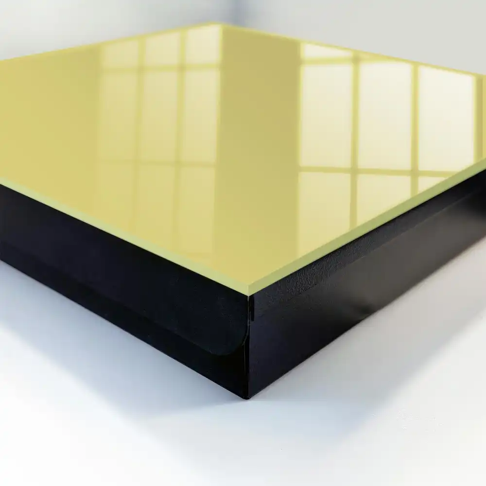 Boîte à clés jaune intense parfait pour les minimalistes