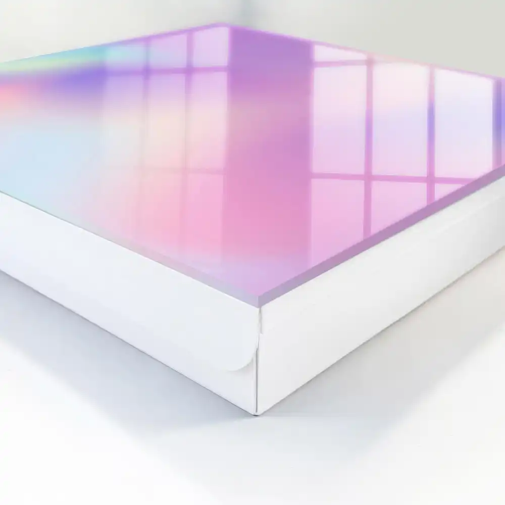 Boîte à clés murale un dégradé pastel crée une harmonie de couleurs.