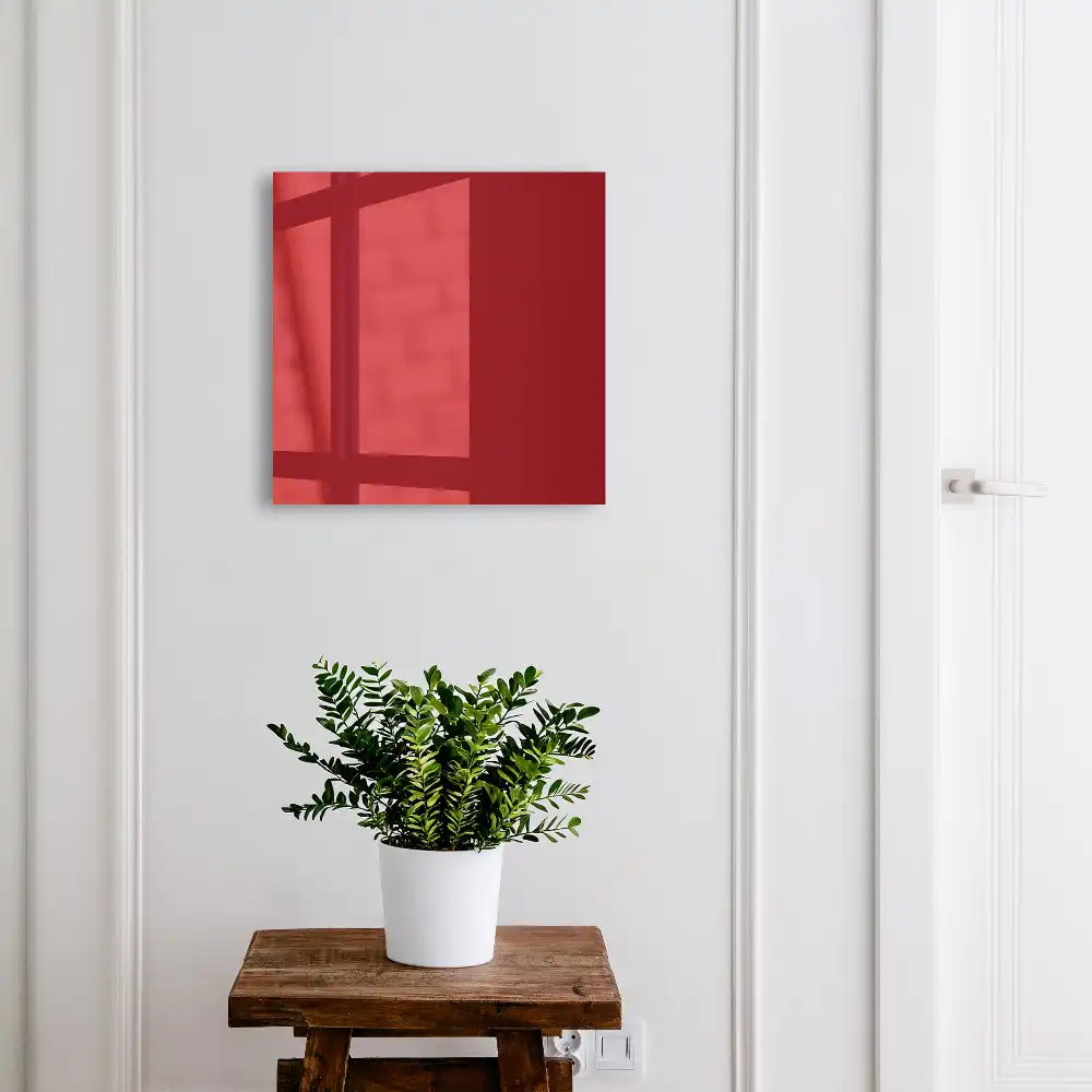 Boîte à clés teinte bordeaux unie style minimaliste