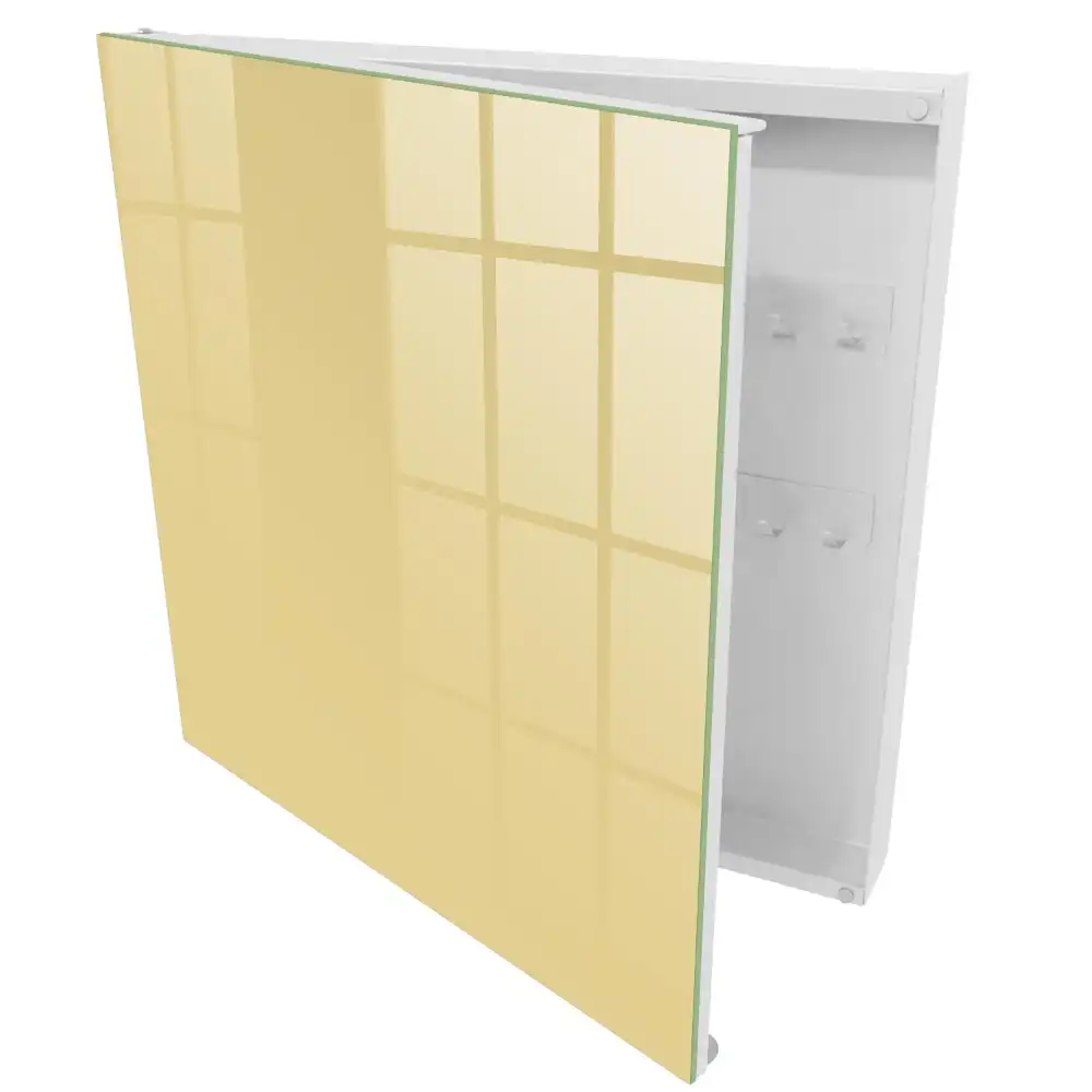 Armoire à clés fond beige teinte chaude composition apaisante