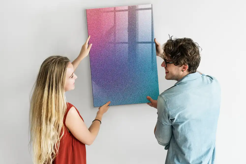 Tableau magnétique effaçable à transition tonale