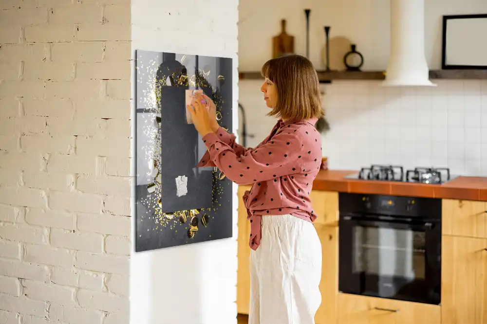 Tableau magnétique effaçable à motifs de particules dorées