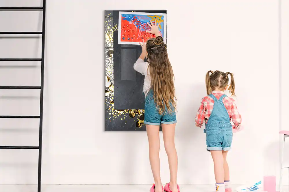 Tableau magnétique effaçable à motifs de particules dorées
