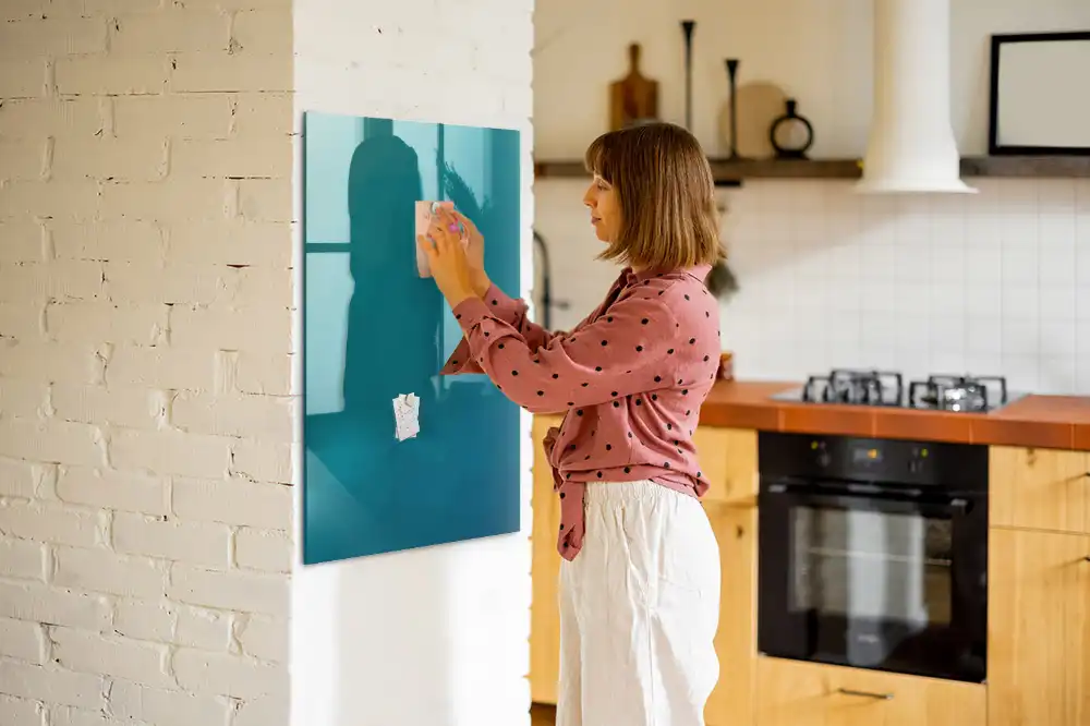 Tableau magnétique effaçable avec figures géométriques