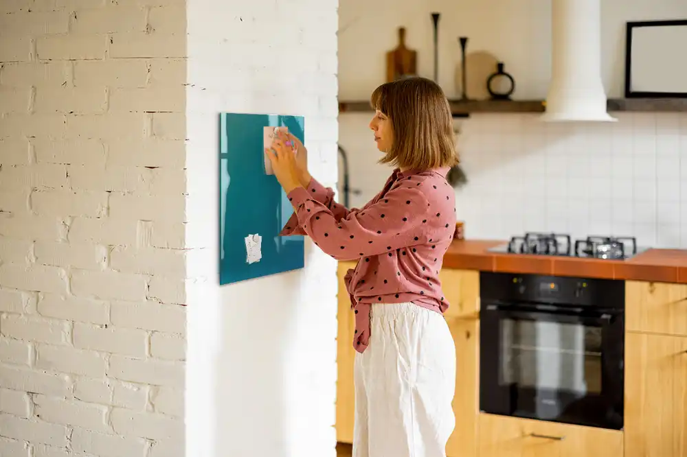 Tableau magnétique effaçable avec figures géométriques