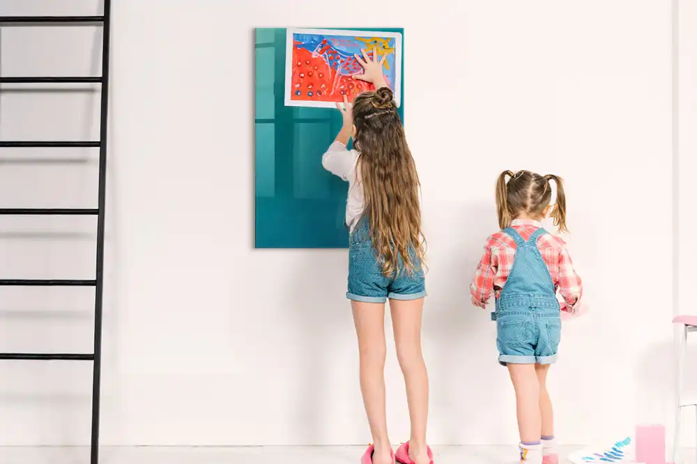 Tableau magnétique effaçable avec figures géométriques