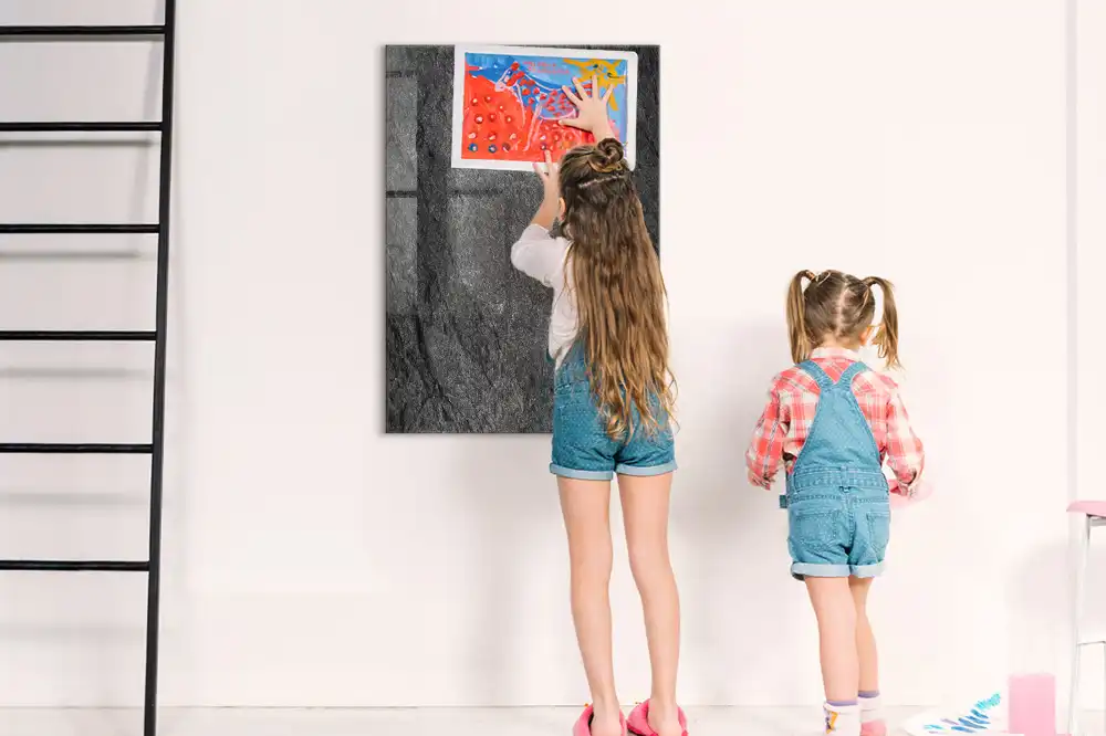 Tableau magnétique effaçable à texture rocheuse