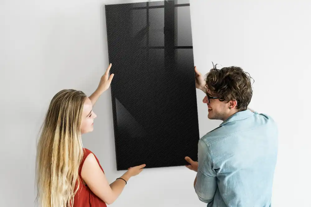 Tableau magnétique effaçable à structure sombre