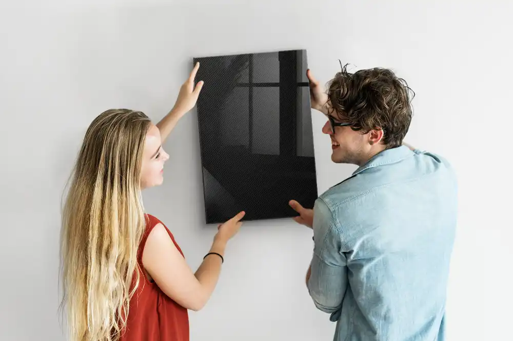 Tableau magnétique effaçable à structure sombre