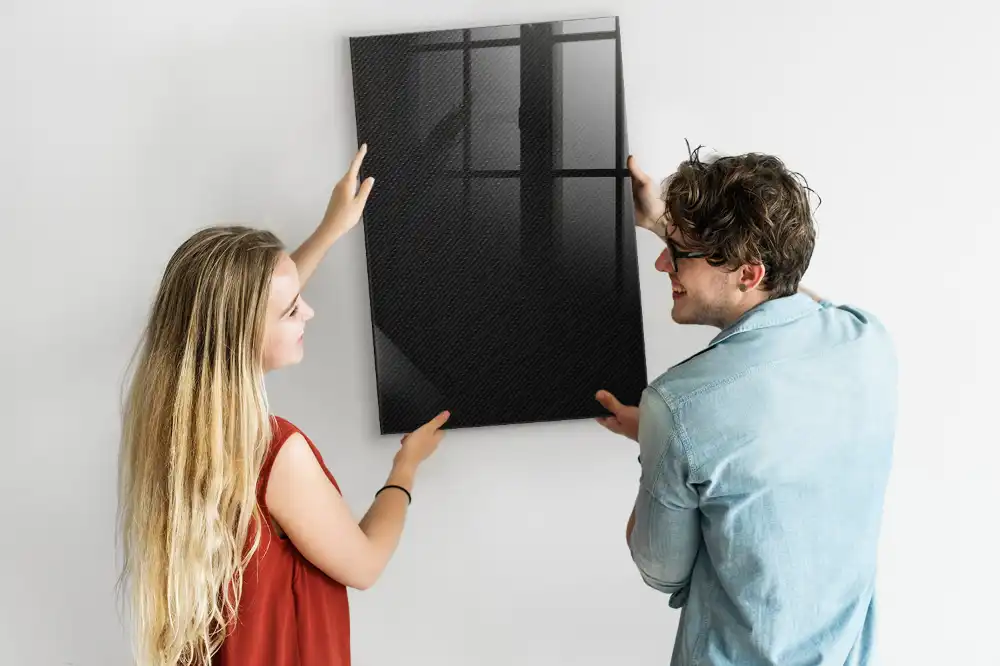 Tableau magnétique effaçable à structure sombre