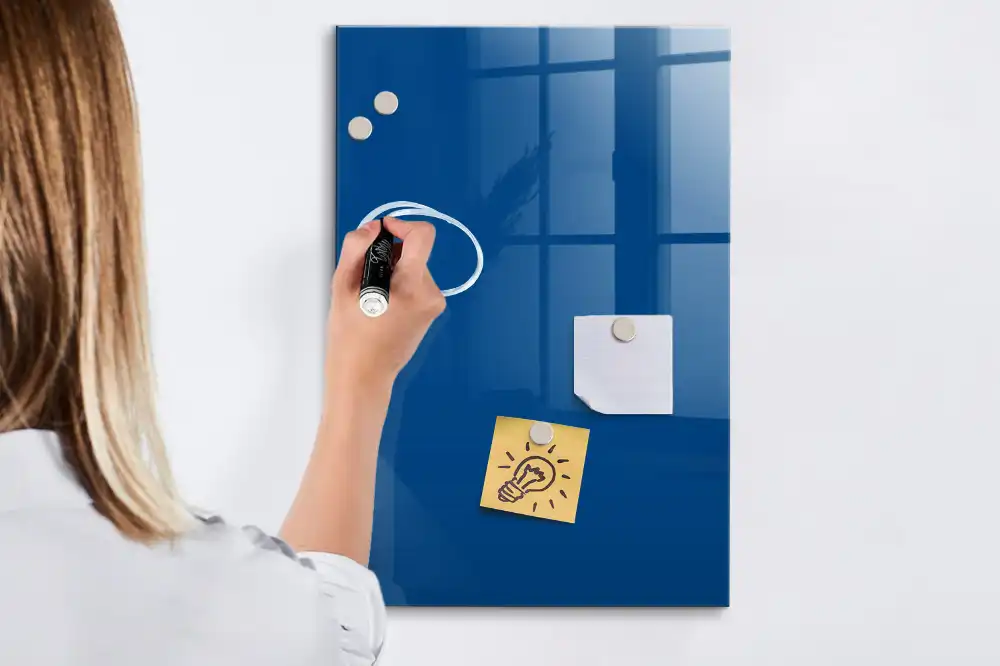 Tableau magnétique effaçable bleu