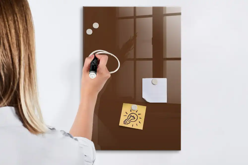 Tableau magnétique effaçable à sec couleur brune