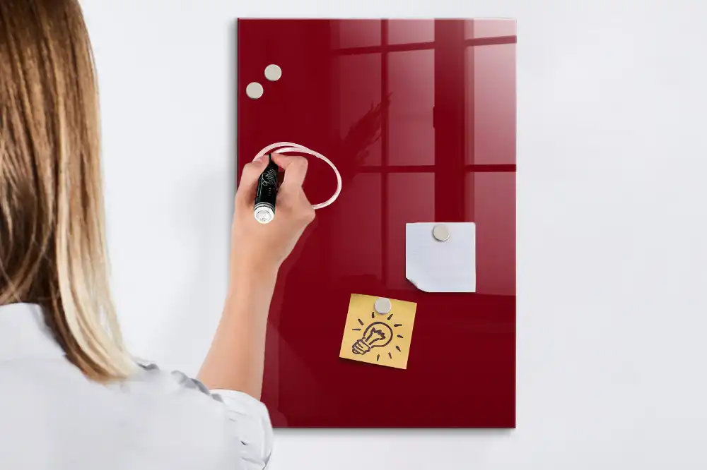 Tableau magnétique effaçable couleur bordeaux