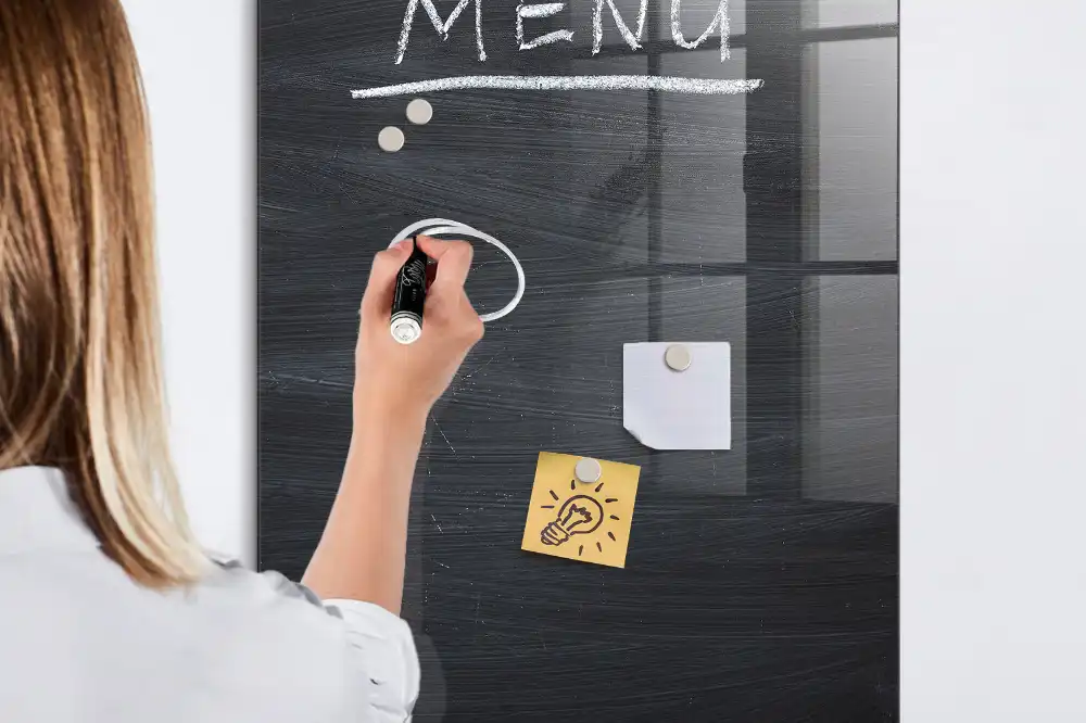 Tableau magnétique effaçable pour restaurant