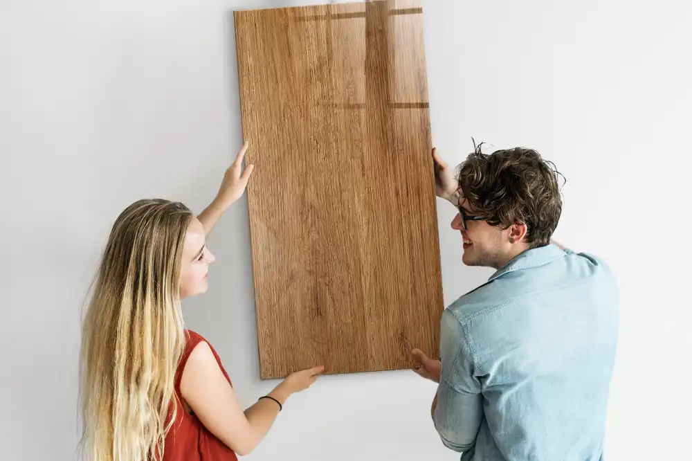 Tableau magnétique effaçable en bois brun clair