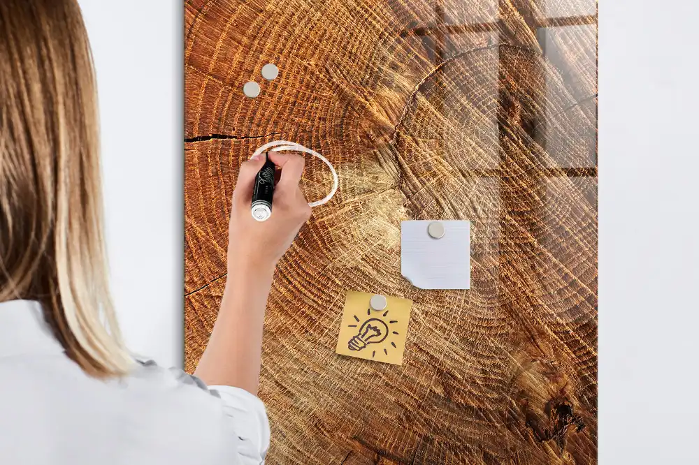 Tableau magnétique effaçable en forme de tronc d'arbre