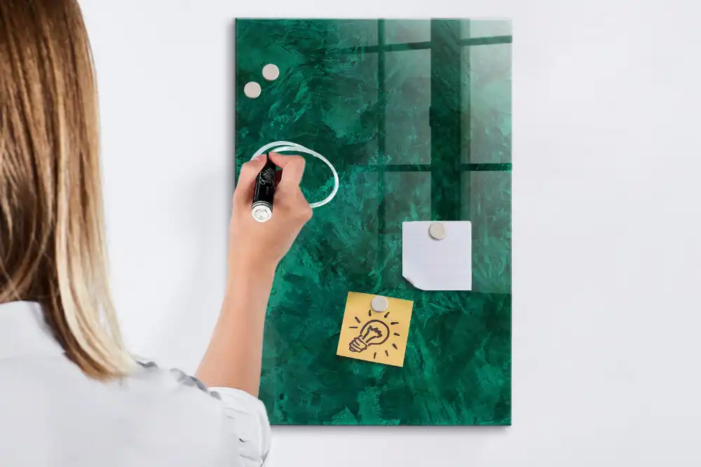 Tableau magnétique effaçable à sec surface émeraude