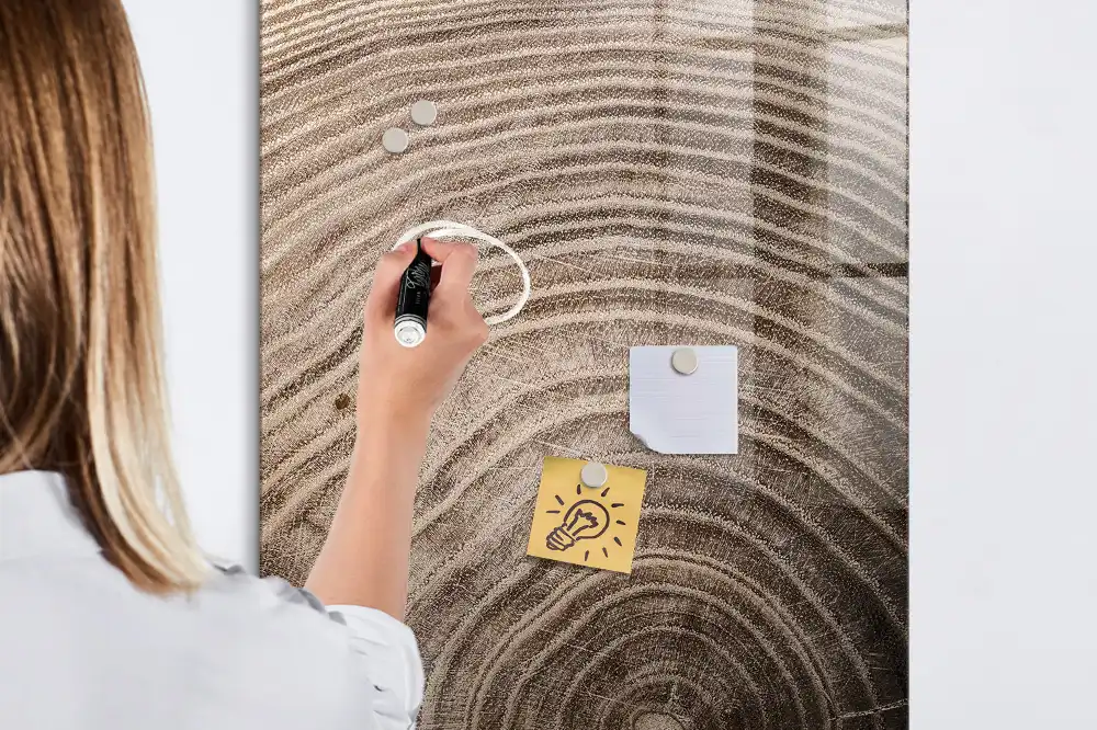 Tableau magnétique effaçable avec anneaux en bois