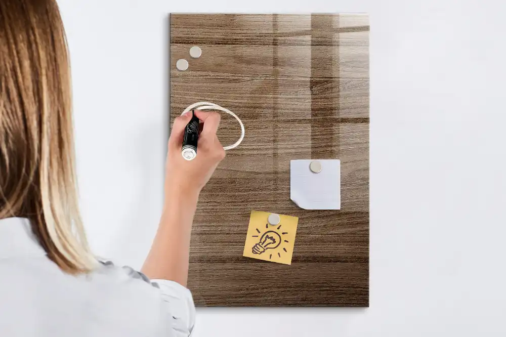 Tableau magnétique effaçable avec cadre en bois