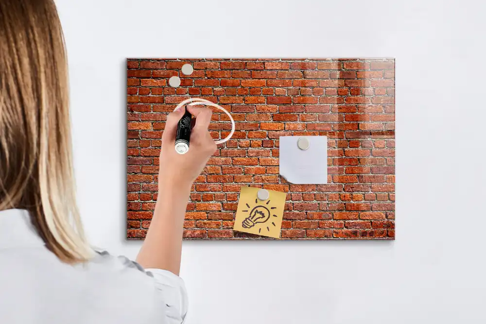 Tableau magnétique pour dessin motif mur de briques historique