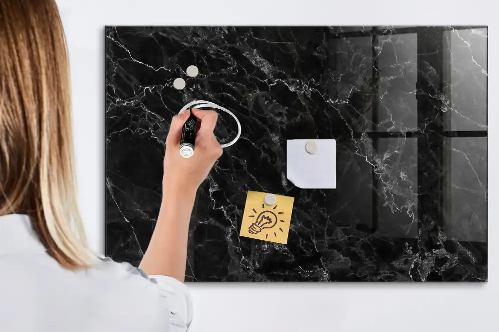 Tableau magnétique avec feutre motif marbre noir
