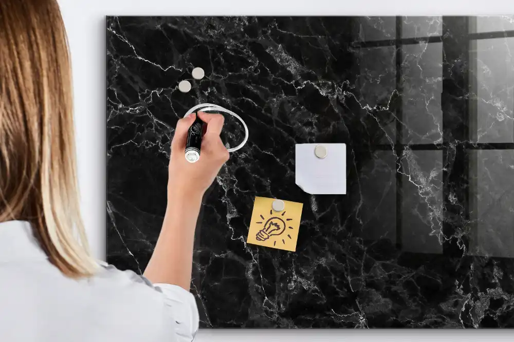 Tableau magnétique avec feutre motif marbre noir