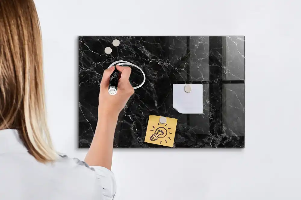 Tableau magnétique avec feutre motif marbre noir