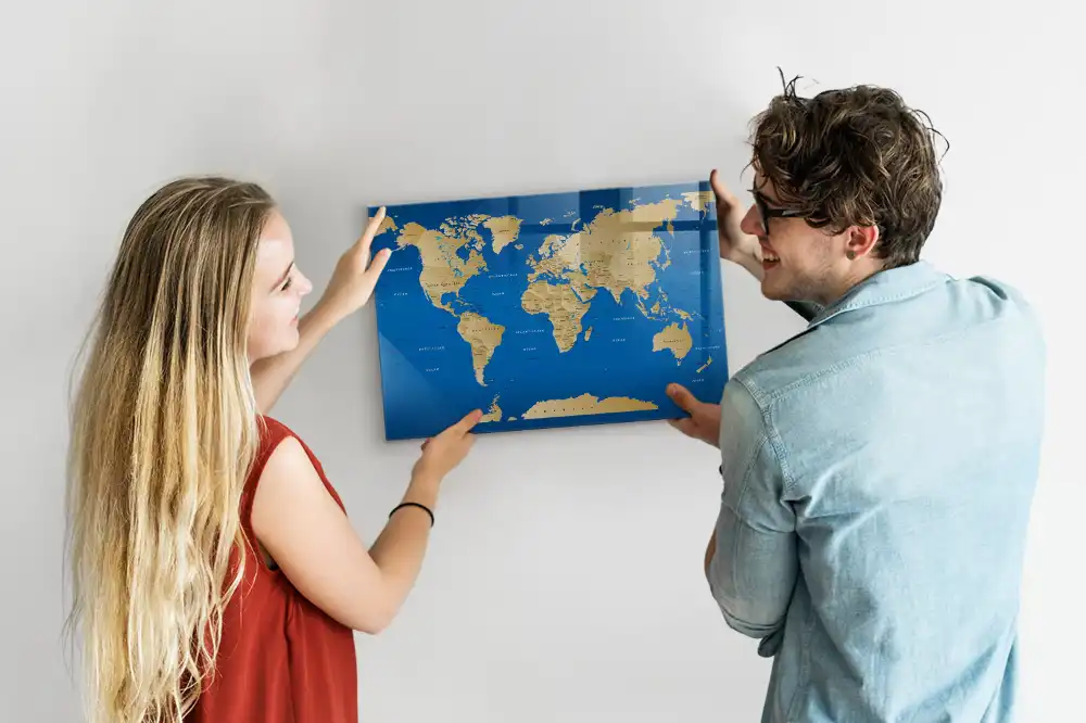 Tableau magnétique pour dessin illustrant les pays du monde