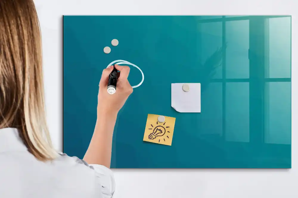 Tableau magnétique de dessin sur le thème de l'océan