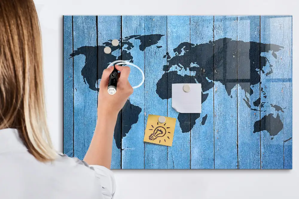 Tableau magnétique carte du monde sur bois avec feutre