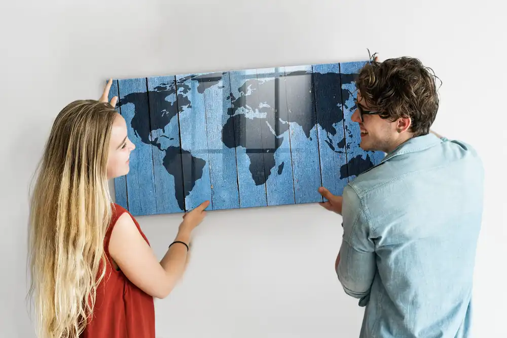 Tableau magnétique carte du monde sur bois avec feutre
