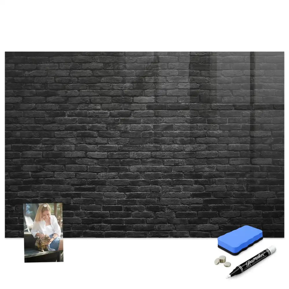 Tableau magnétique avec feutre motif mur de briques sombres