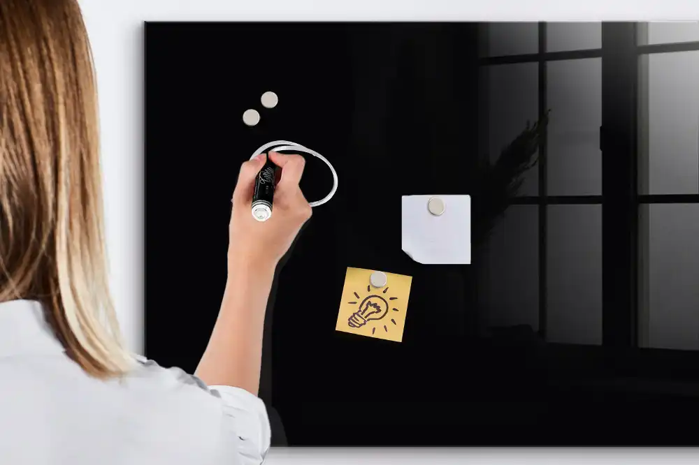 Tableau magnétique à dessiner noir