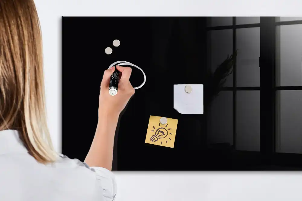 Tableau magnétique à dessiner noir