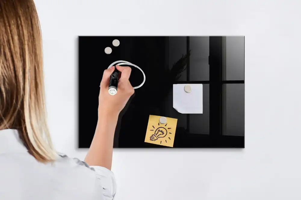 Tableau magnétique à dessiner noir