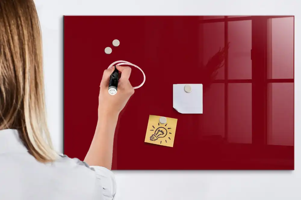 Tableau magnétique avec feutre bordeaux