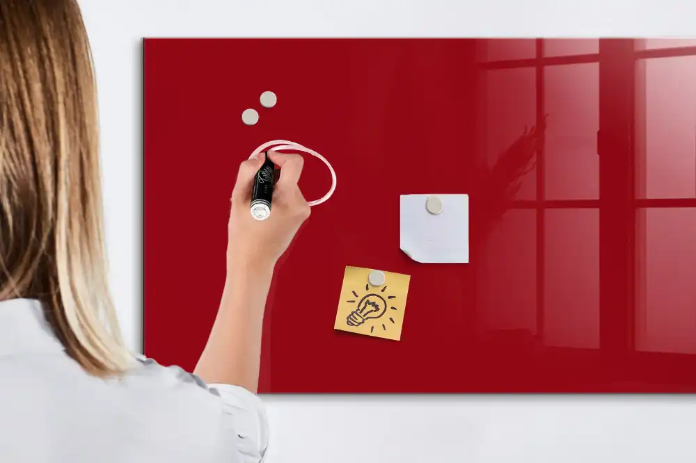 Tableau blanc magnétique effaçable à sec rouge