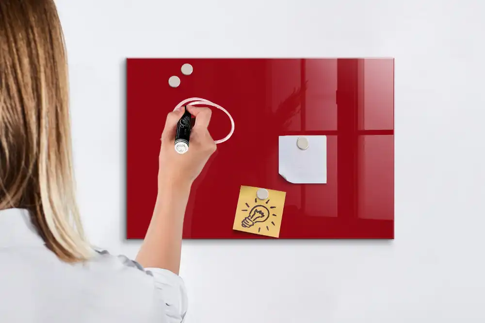 Tableau blanc magnétique effaçable à sec rouge