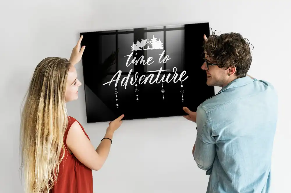 Tableau magnétique L'heure est à l'aventure avec feutre
