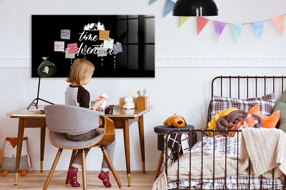 Tableau magnétique L'heure est à l'aventure avec feutre