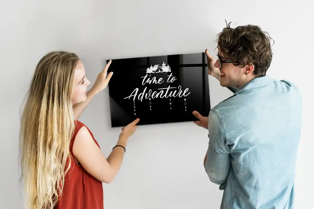 Tableau magnétique L'heure est à l'aventure avec feutre