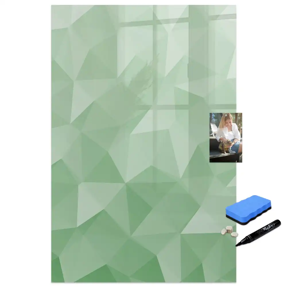 Tableau magnétique pour figures géométriques triangulaires