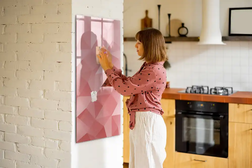 Tableau magnétique effaçable à motifs triangles abstraits