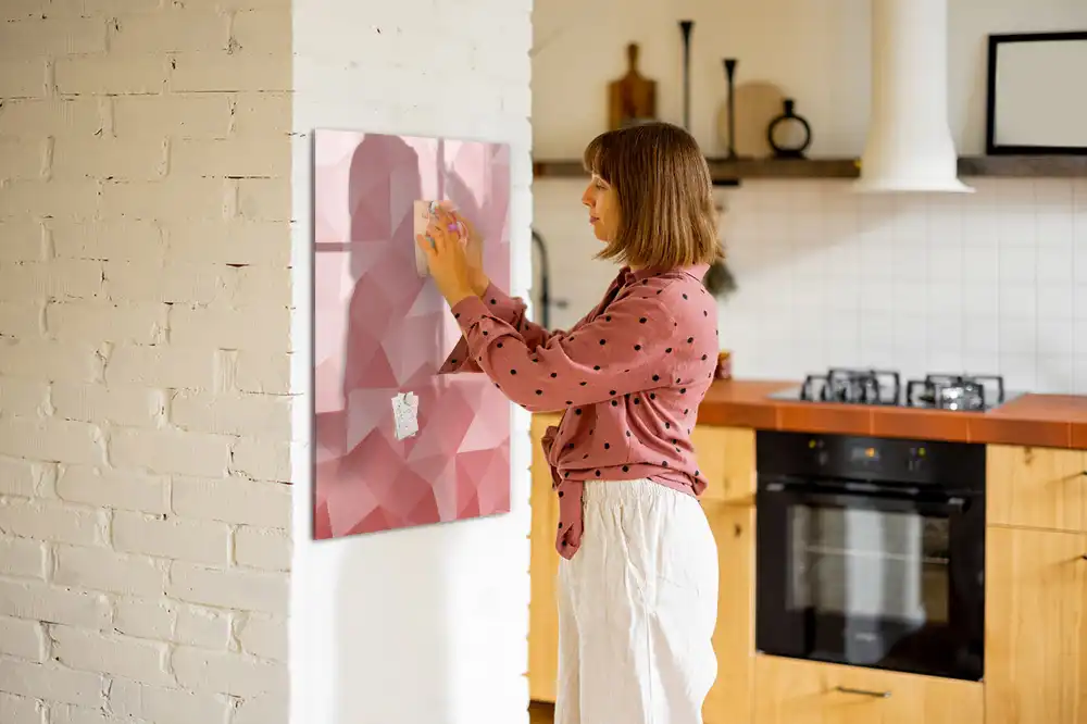 Tableau magnétique effaçable à motifs triangles abstraits