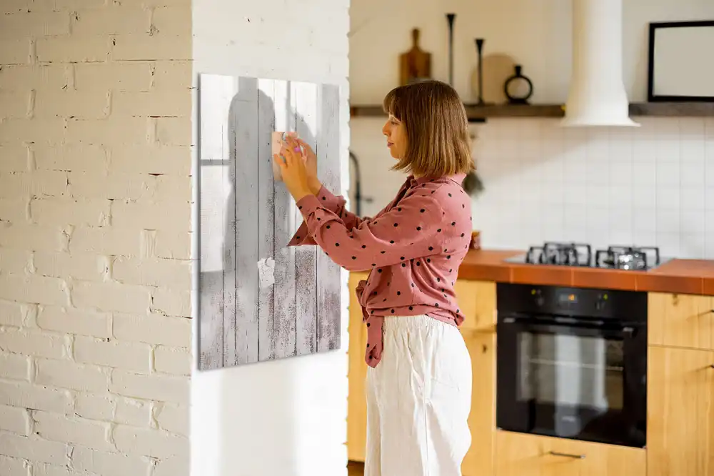 Tableau magnétique avec surface en bois naturel
