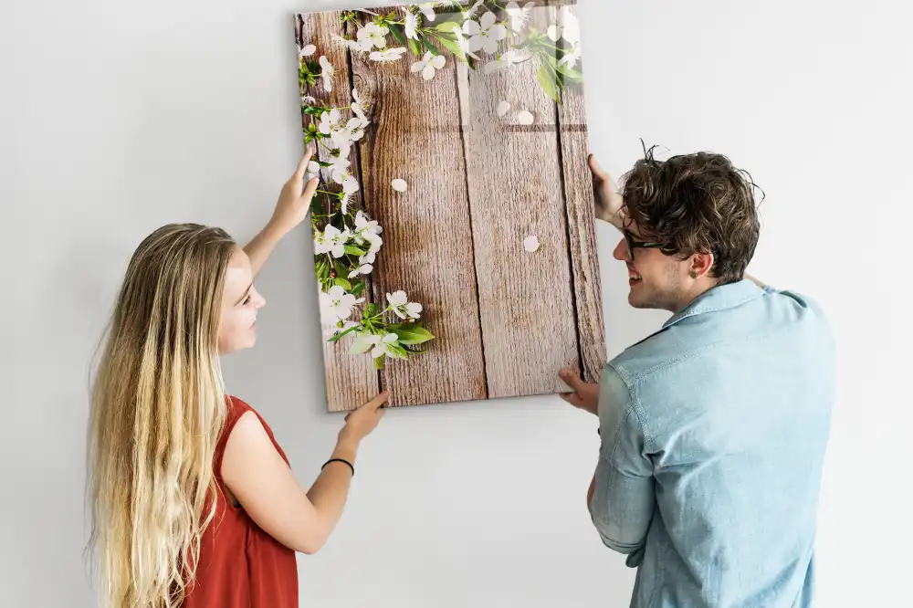 Tableau magnétique effaçable à motif de fleurs sur fond effet bois