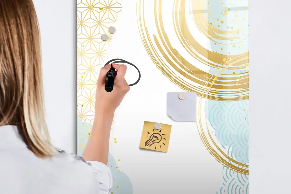 Tableau magnétique décoratif avec motif abstrait