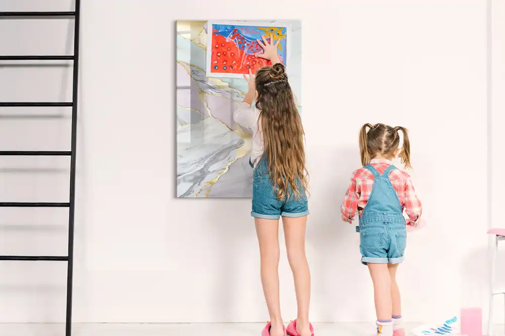 Tableau blanc magnétique effaçable à sec avec motif marbre décoratif