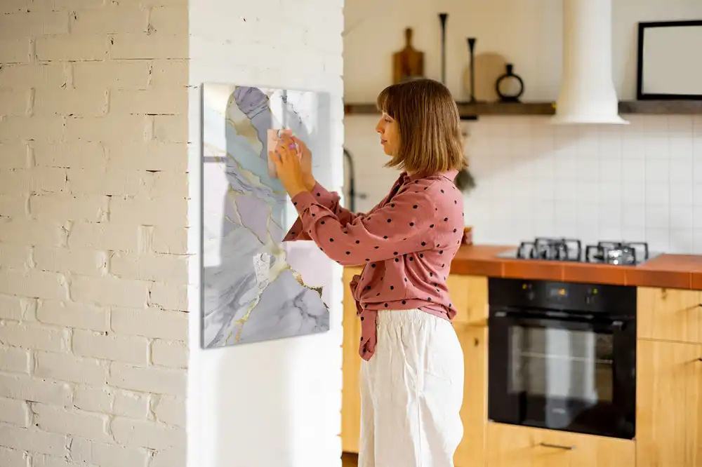 Tableau blanc magnétique effaçable à sec avec motif marbre décoratif